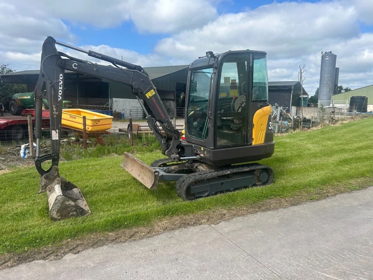 Volvo 27 - Image 1