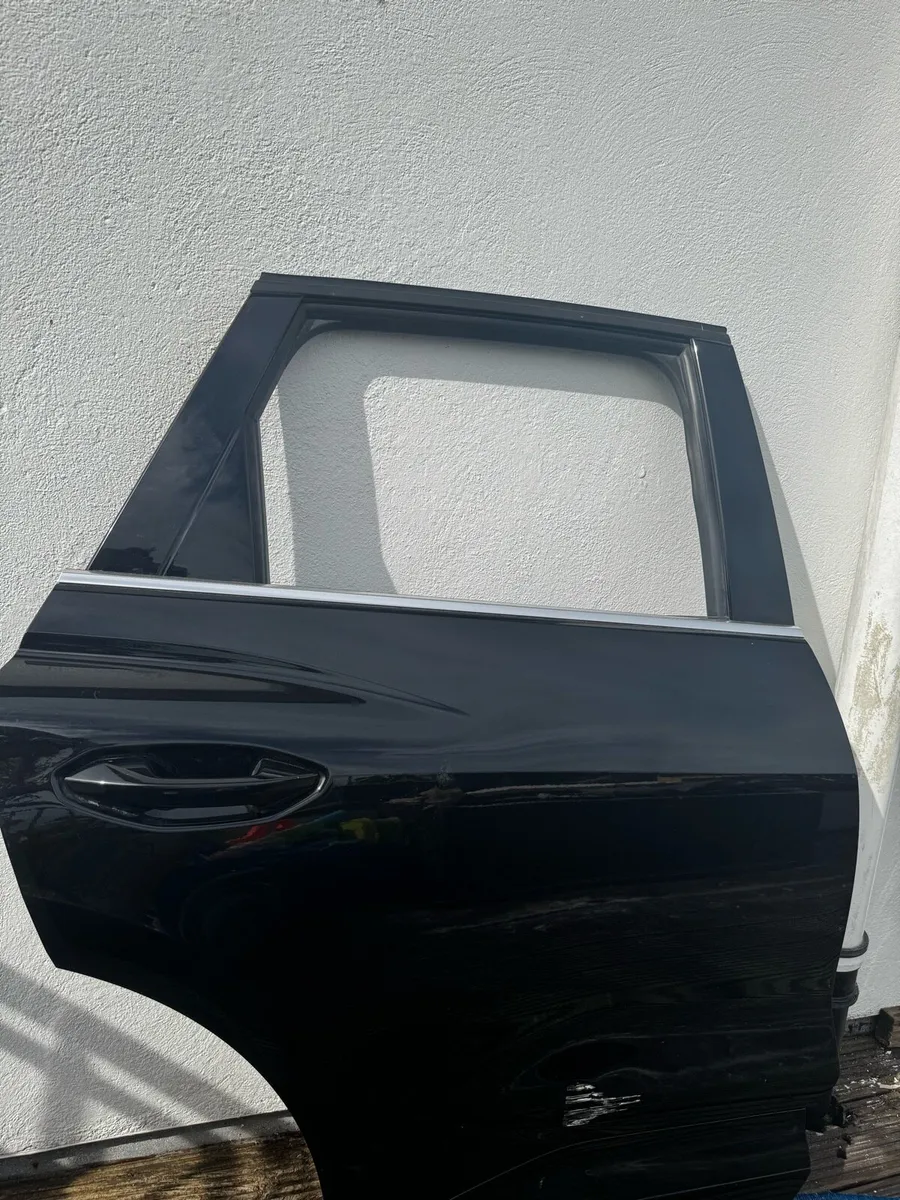 Door - Image 1