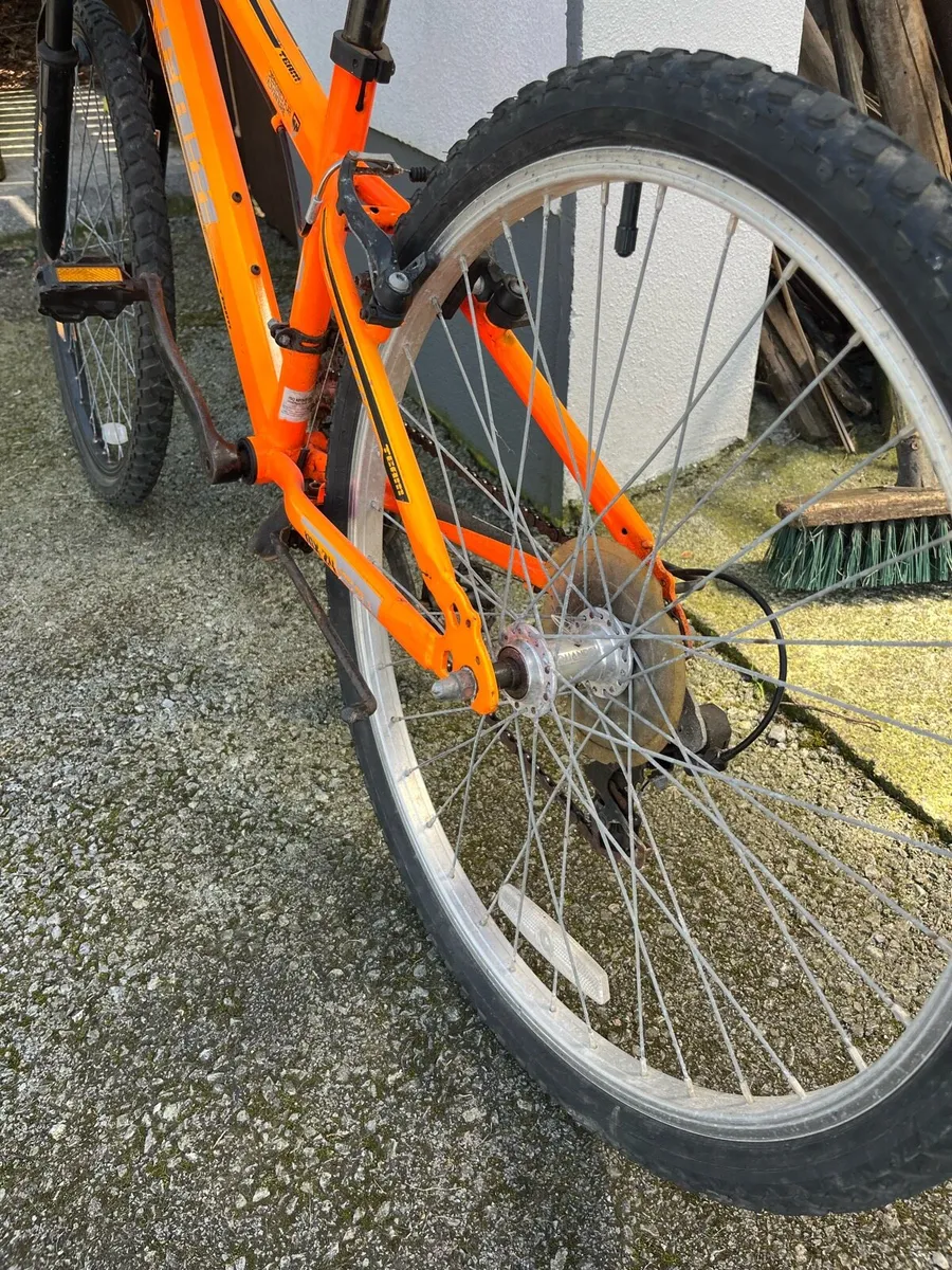 Kids off road bike with suspension and gears - Image 3