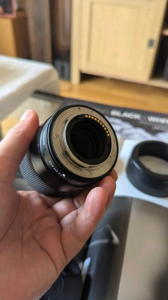Sigma 30mm f/1.4 DC DN Contemporary Lens (Fujifilm - Image 4