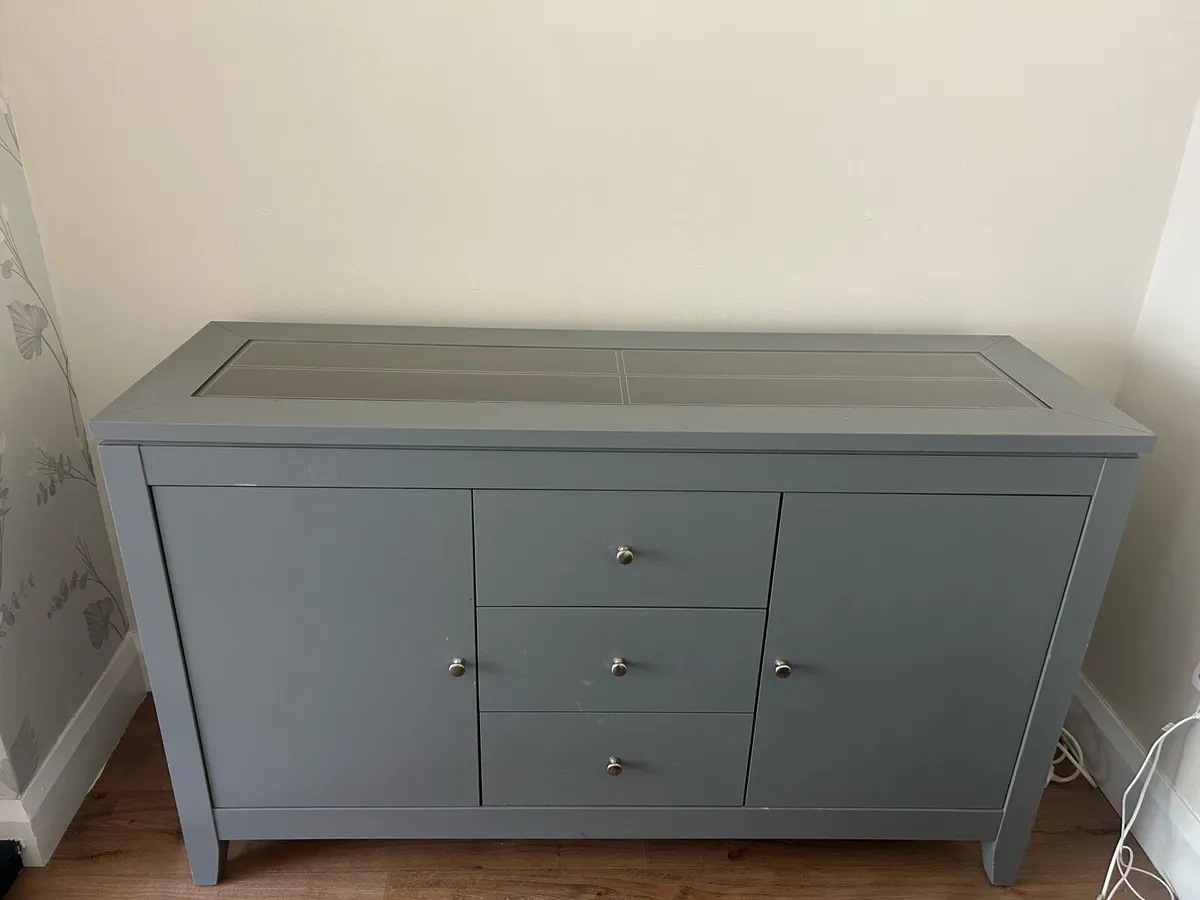Sideboard