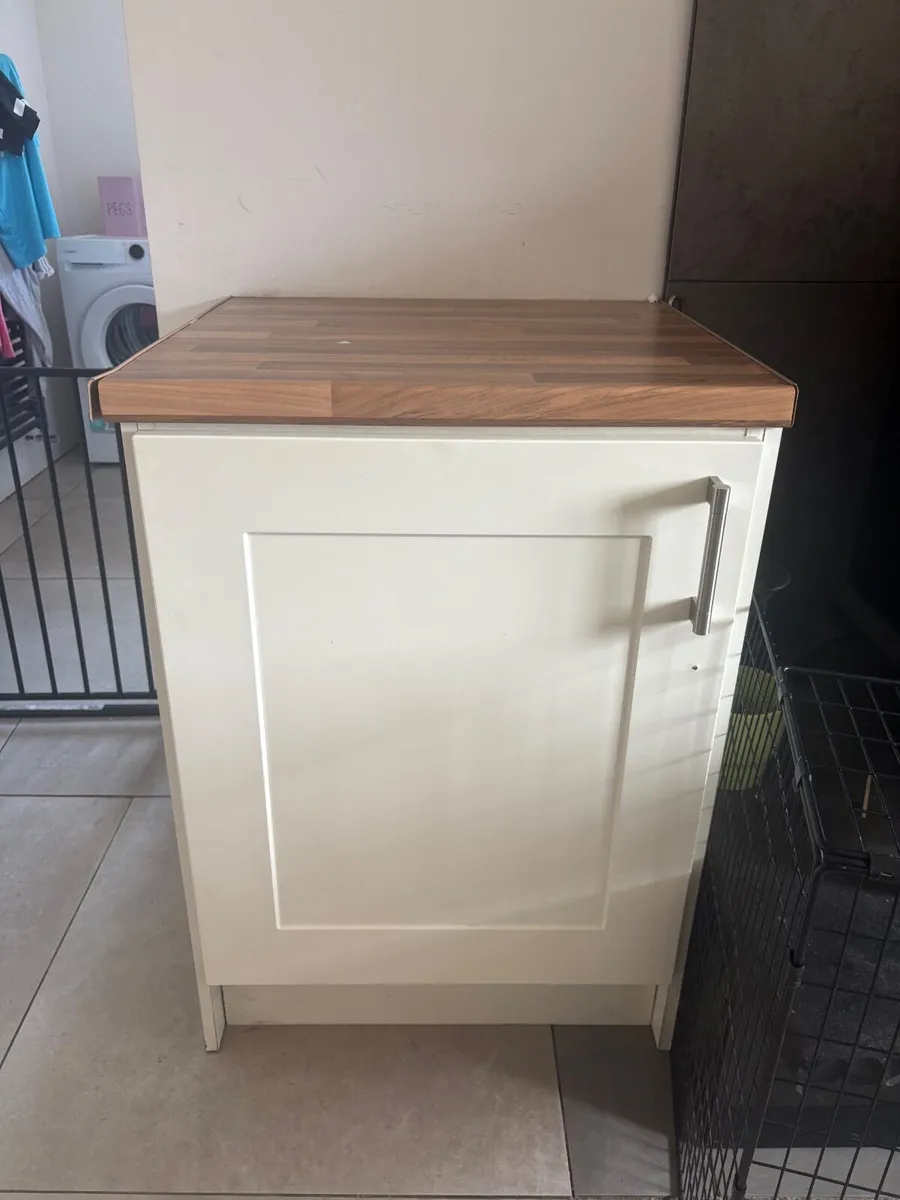 Kitchen units - Image 2