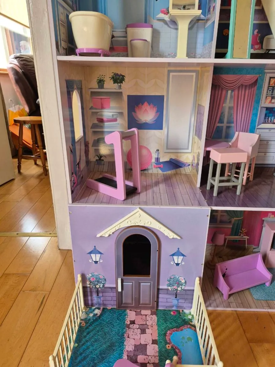 Dolls House - Image 4
