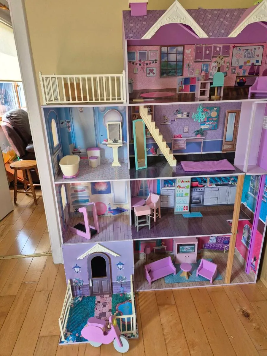 Dolls House - Image 2