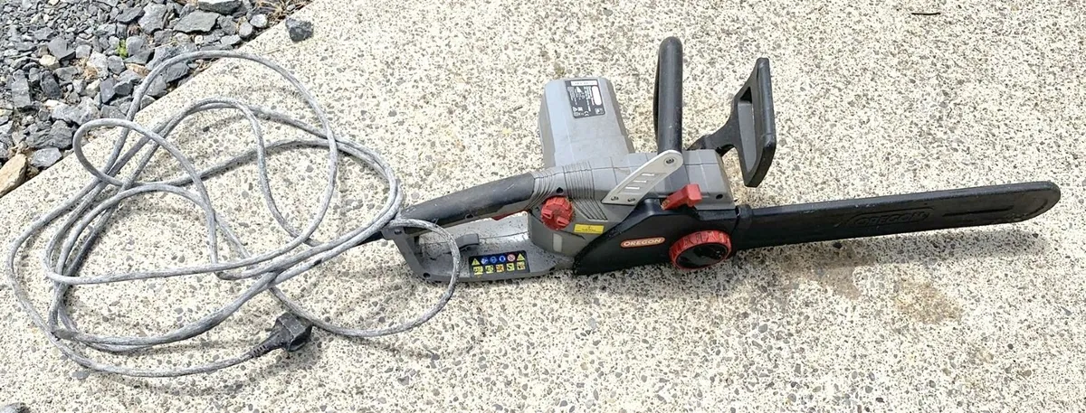 Chainsaw-Oregon Model CS1500-093 inc manual - Image 1