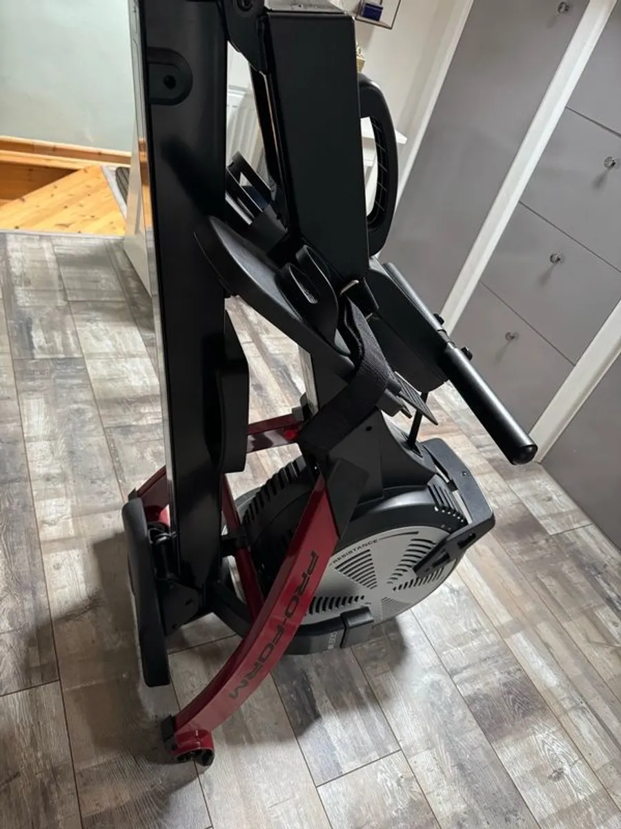 Rowing machine - Image 3