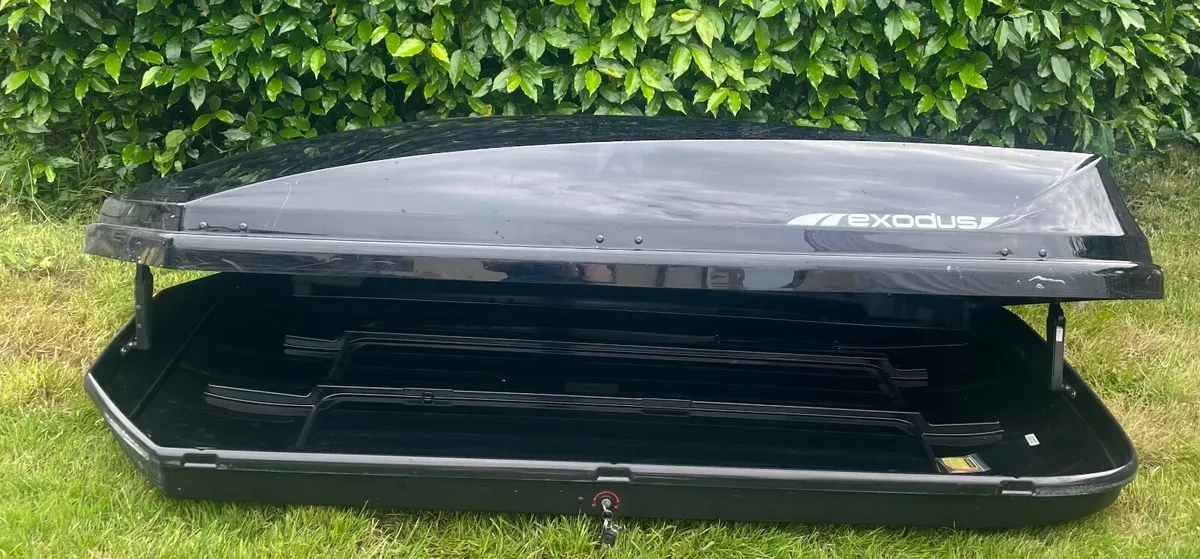 Halfords Roof box with Thule fittings - Image 3