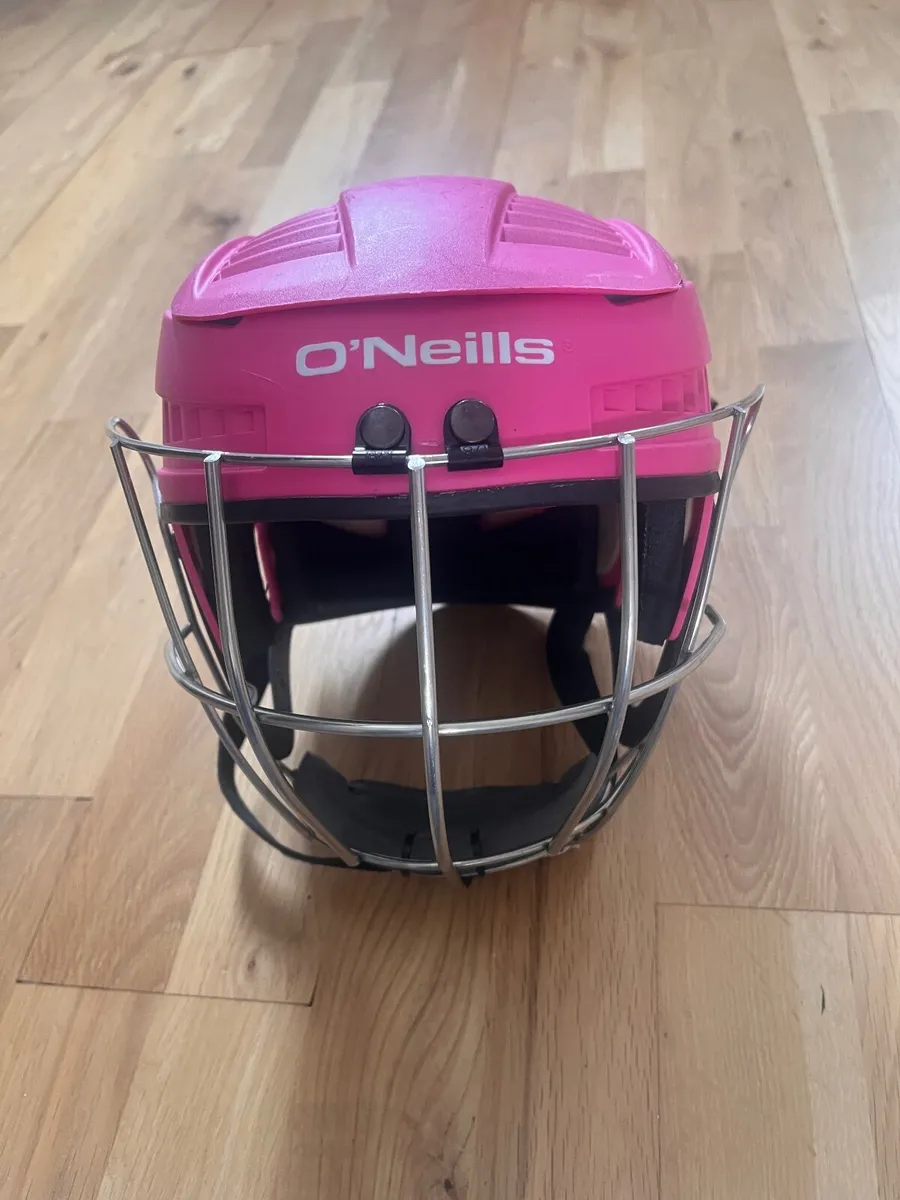 Pink girls hurling helmet - Image 2