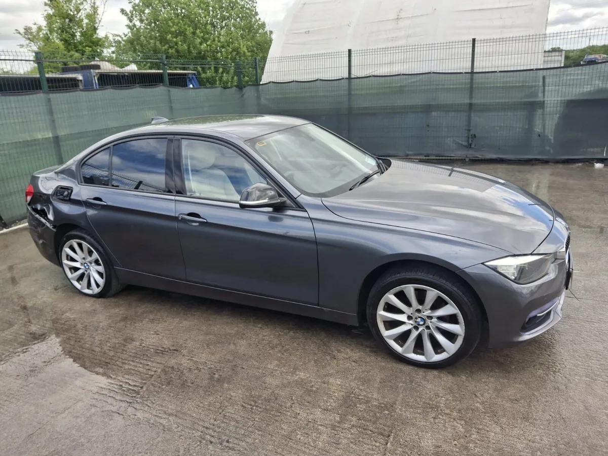 162 BMW 3 series Automatic Drive Home - Image 2