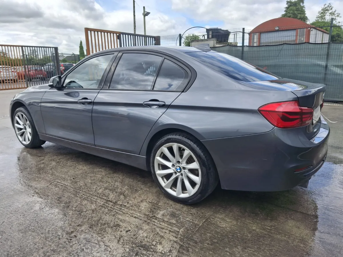 162 BMW 3 series Automatic Drive Home - Image 3