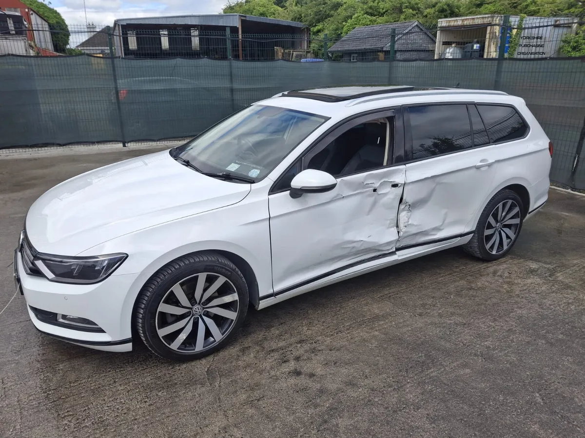 2017 VW Passat GT Bluemotion  Top Spec - Image 4