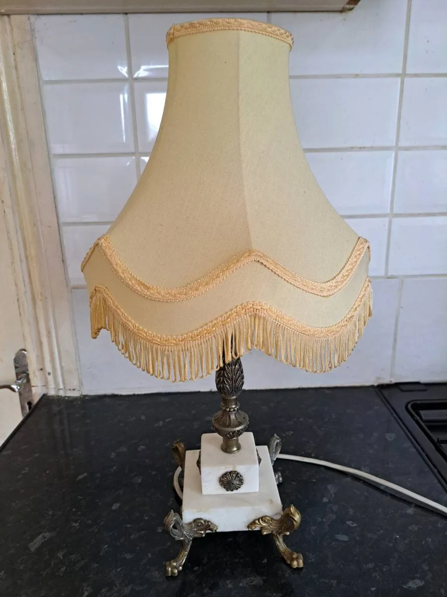 Lovely small vintage marble and metal table lamp - Image 1