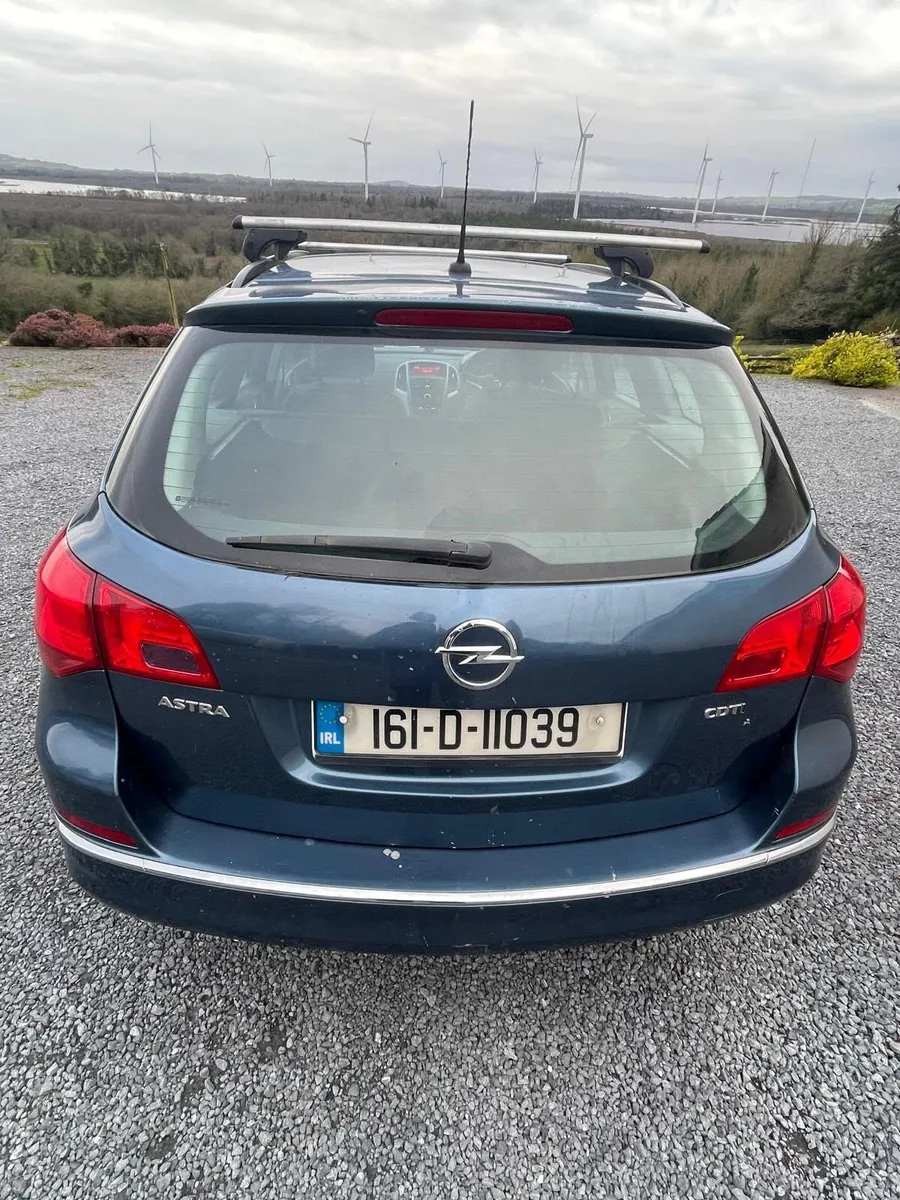 Opel Astra 2016 - Image 2