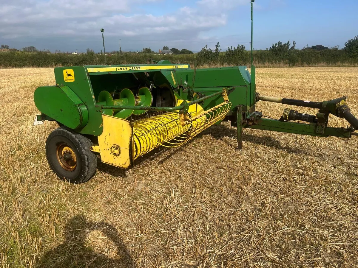 John Deere 456 Square Baler - Image 1