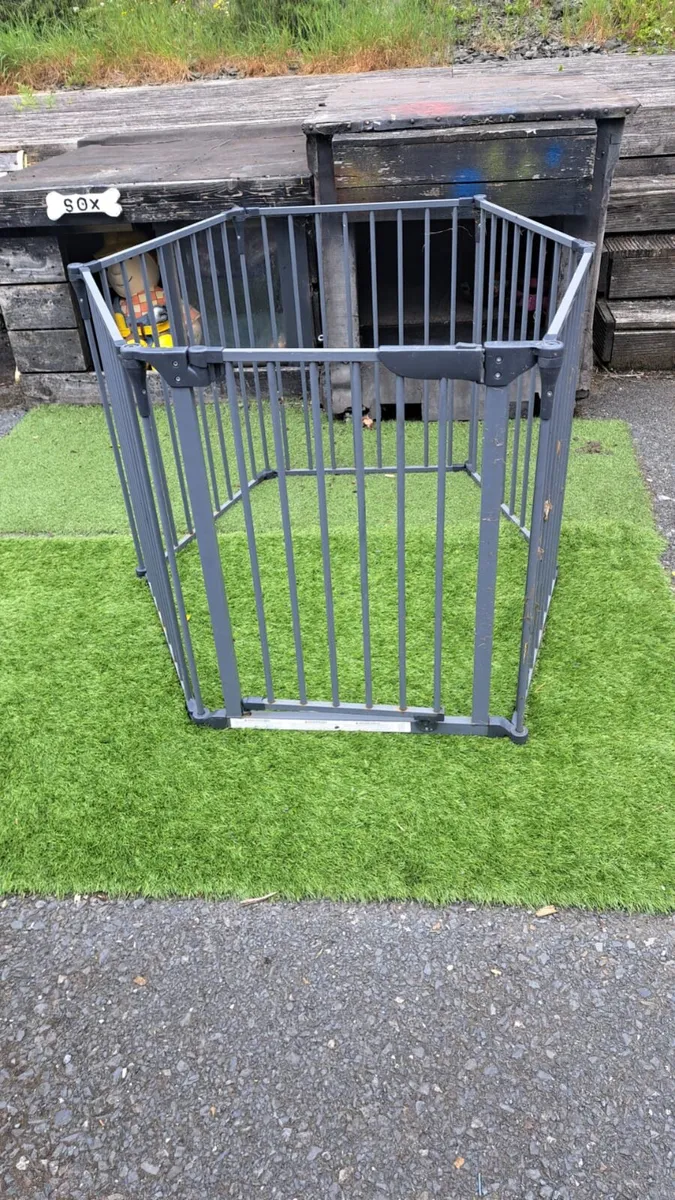 Baby play pen for sale. - Image 2