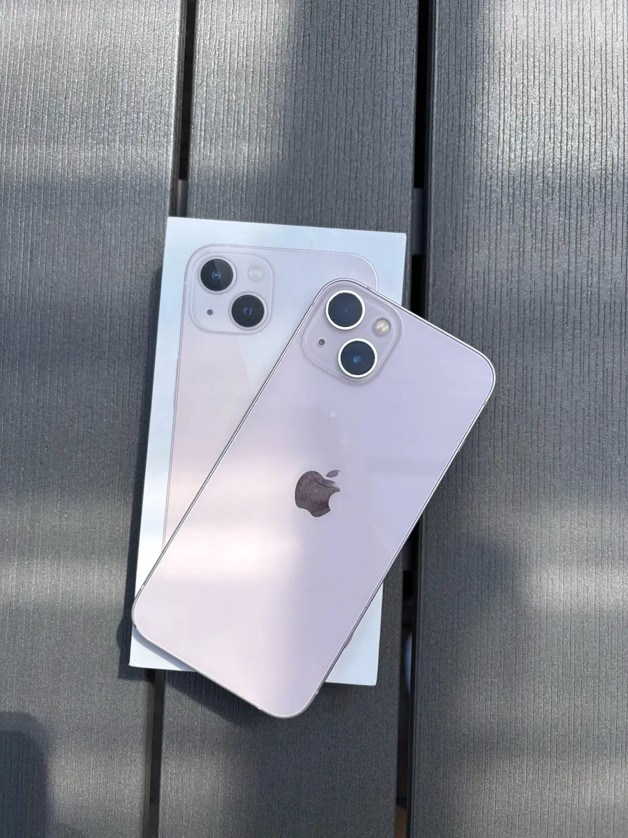 Pink iPhone 13 - Image 1