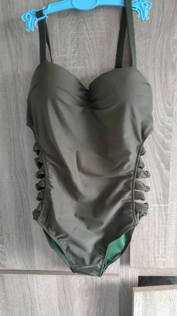 Khaki cut out bikini size large - Image 1