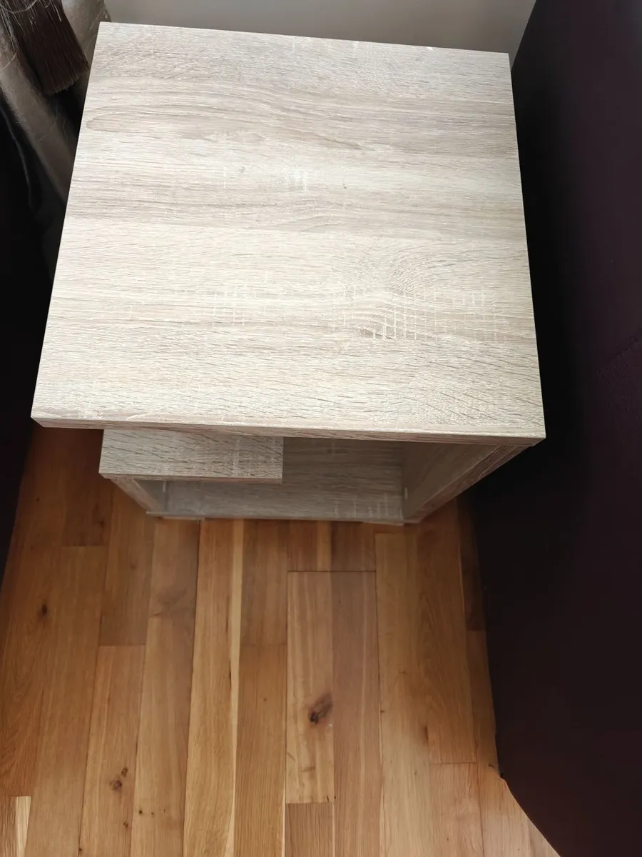 Side table ( Unopened) in oak - Image 3