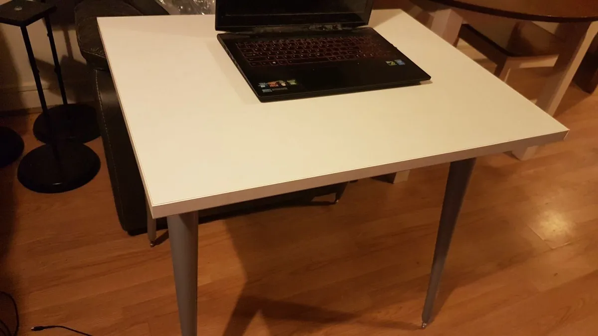 Very stable and heavy office and home table - Image 2