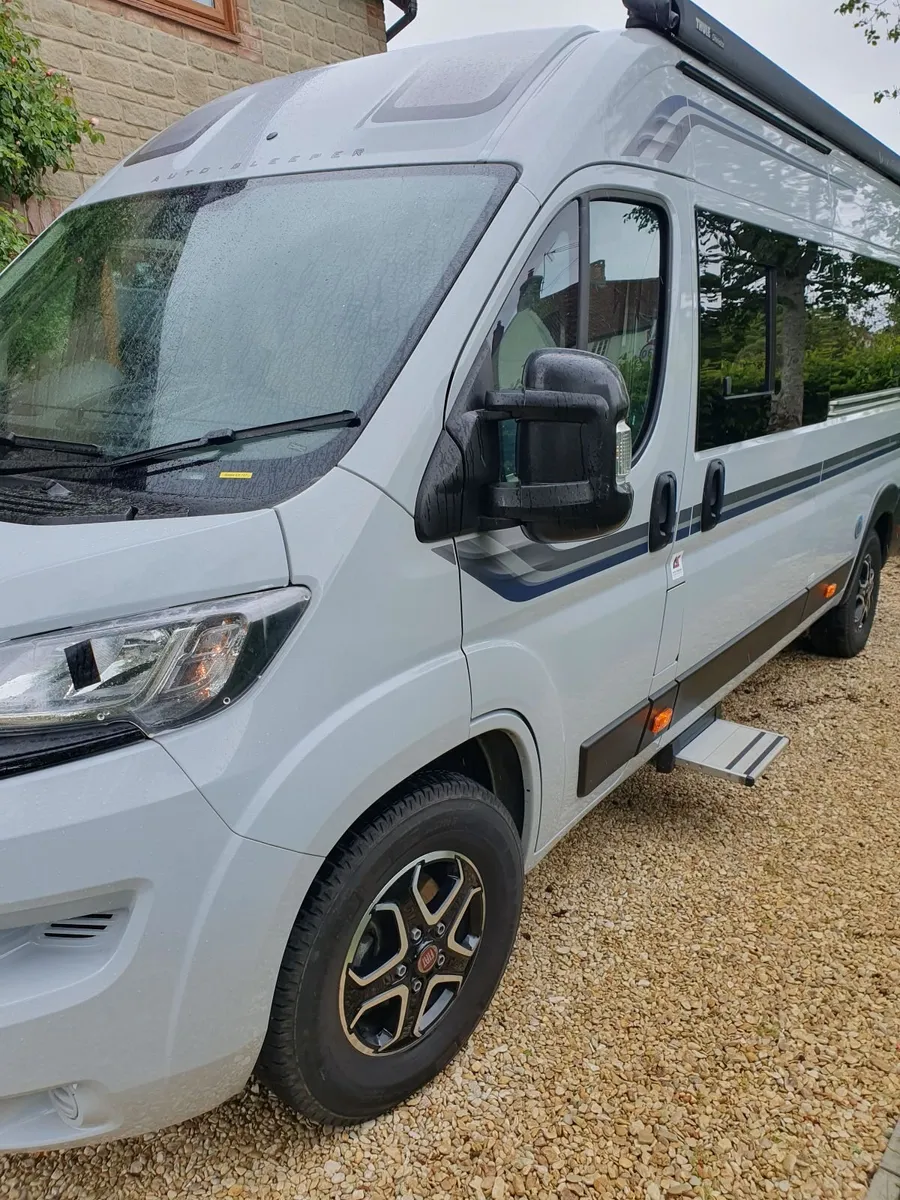 Campervan autosleeper Warwick xl - Image 4