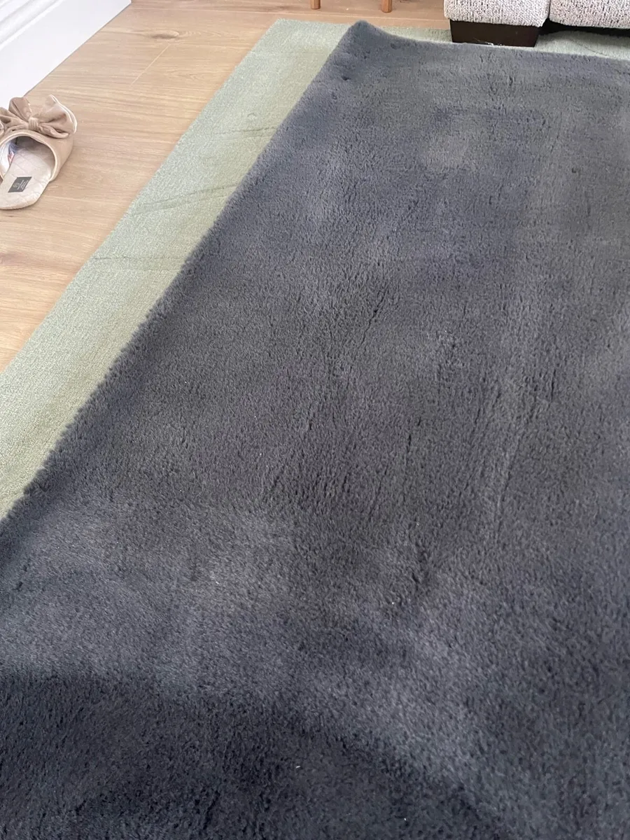 Rug - Image 2
