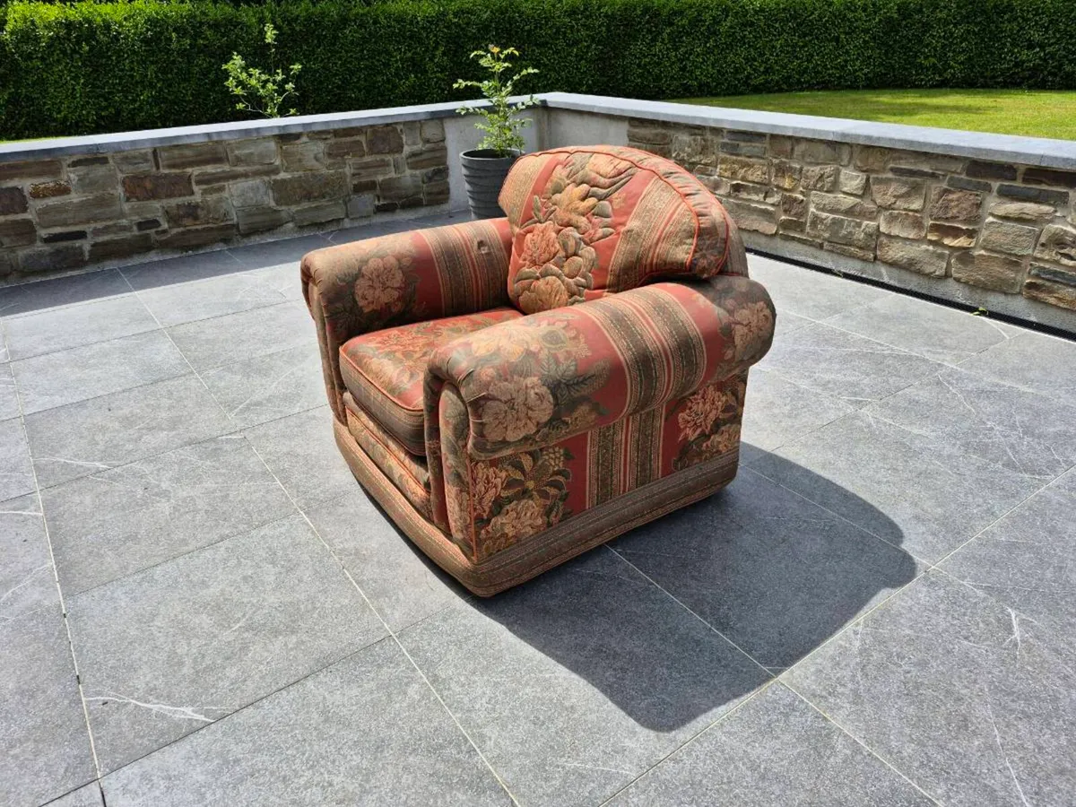 Three seater sofa and armchair - Image 3