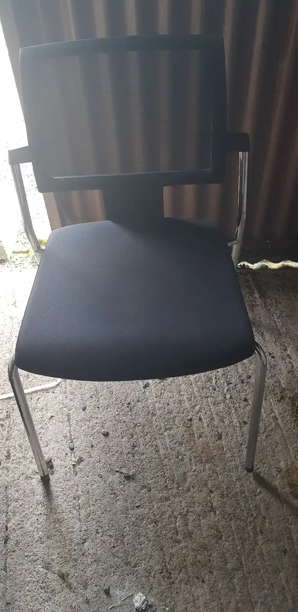 Office chairs - Image 1