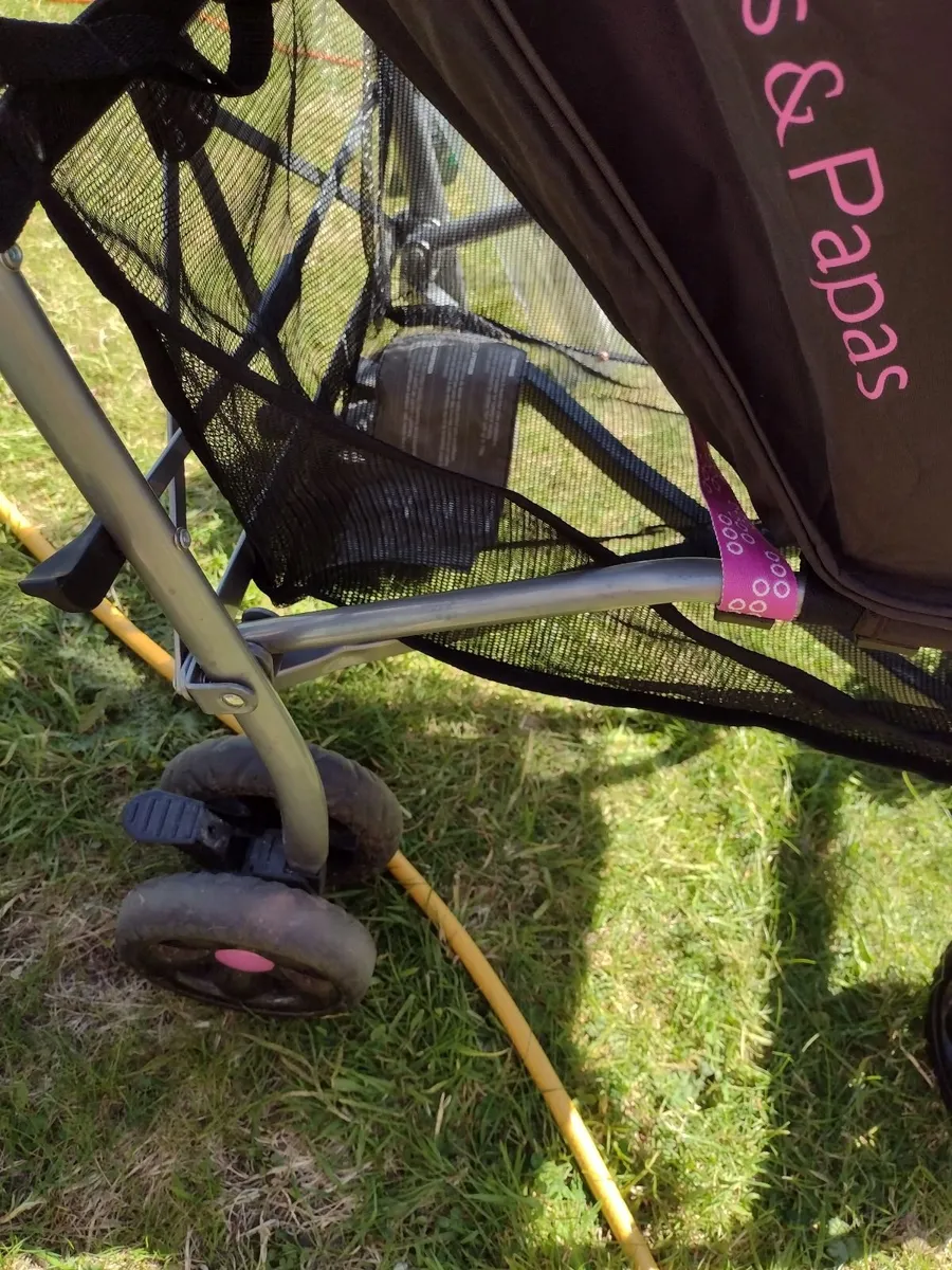As new Mamas & Papas cruise buggy with canopy - Image 4