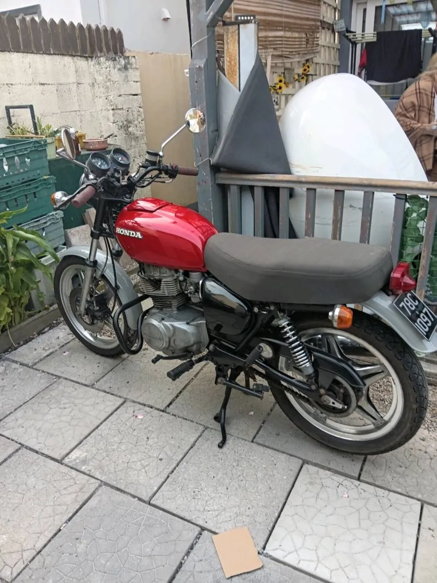 Motor cycle - Image 3