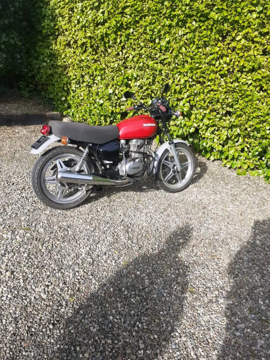 Motor cycle - Image 1
