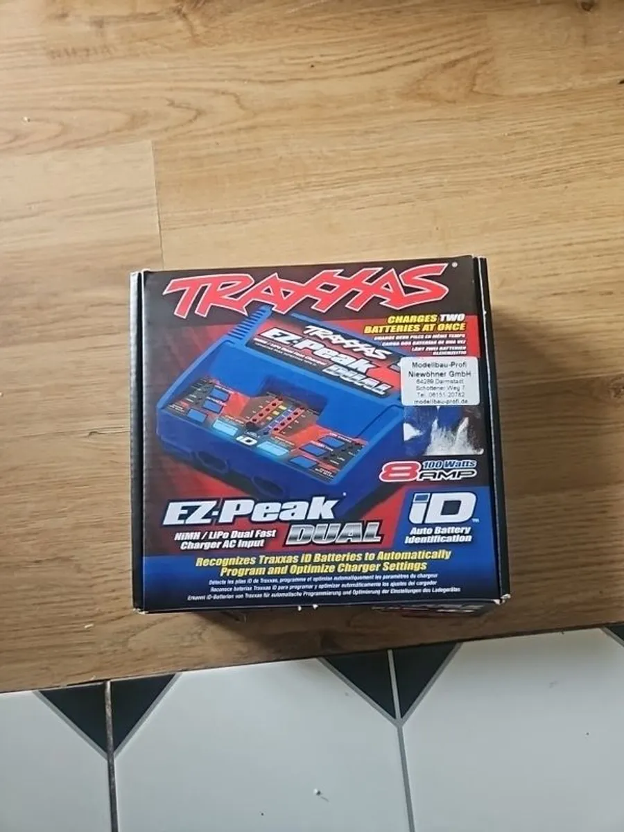 Traxxas EZ-Peak dual 100w charger - Image 1