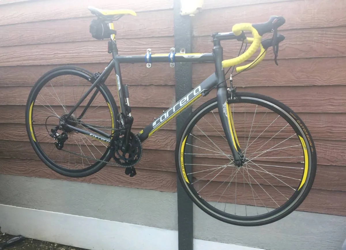 Futura Neon Road Bike – Shimano Claris (Excellent) - Image 2