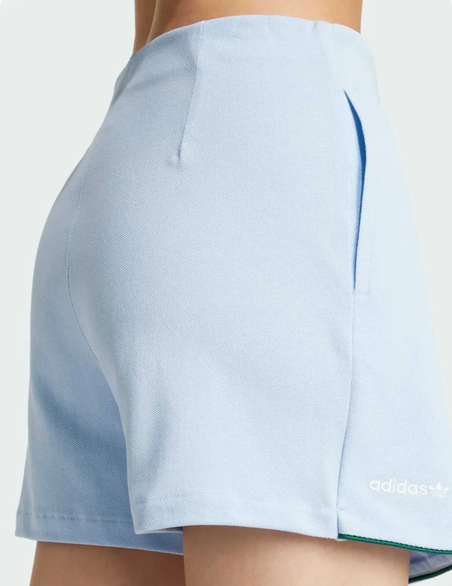 Adidas skort. - Image 1