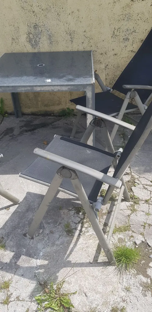 Outside table and chairs - Image 1