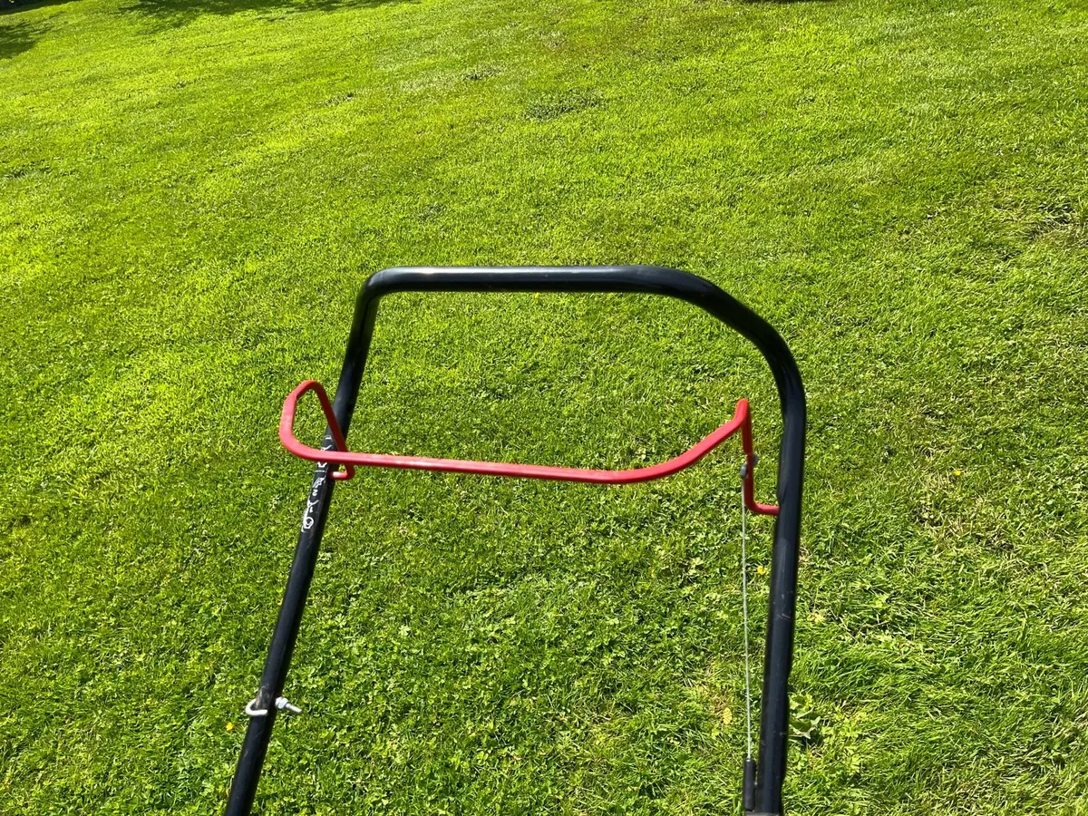 SNAPPER BRIGGS & STRATTON 19” PETROL LAWNMOWER - Image 3