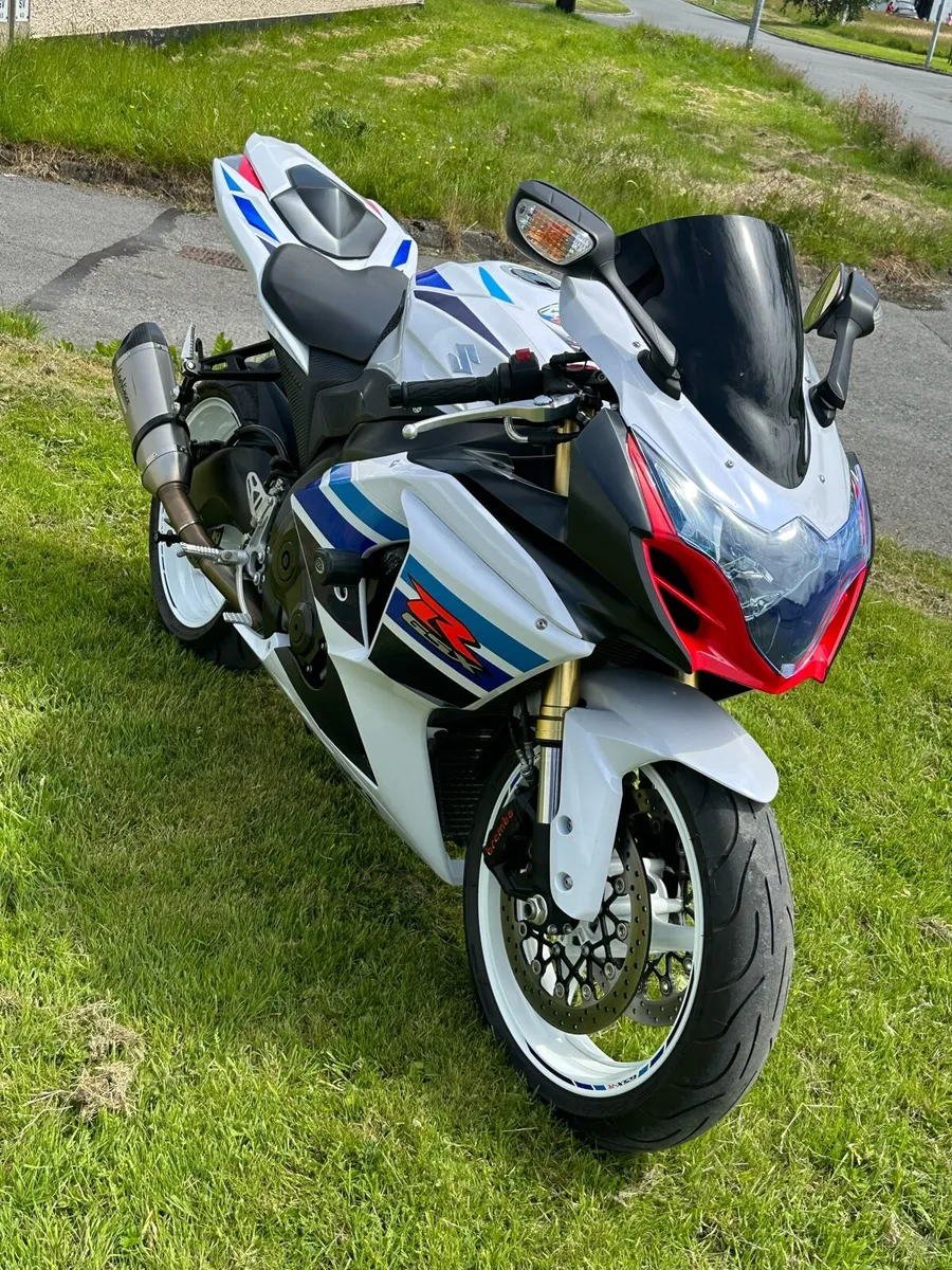 Gsxr 1000 (one million limited edition) - Image 3
