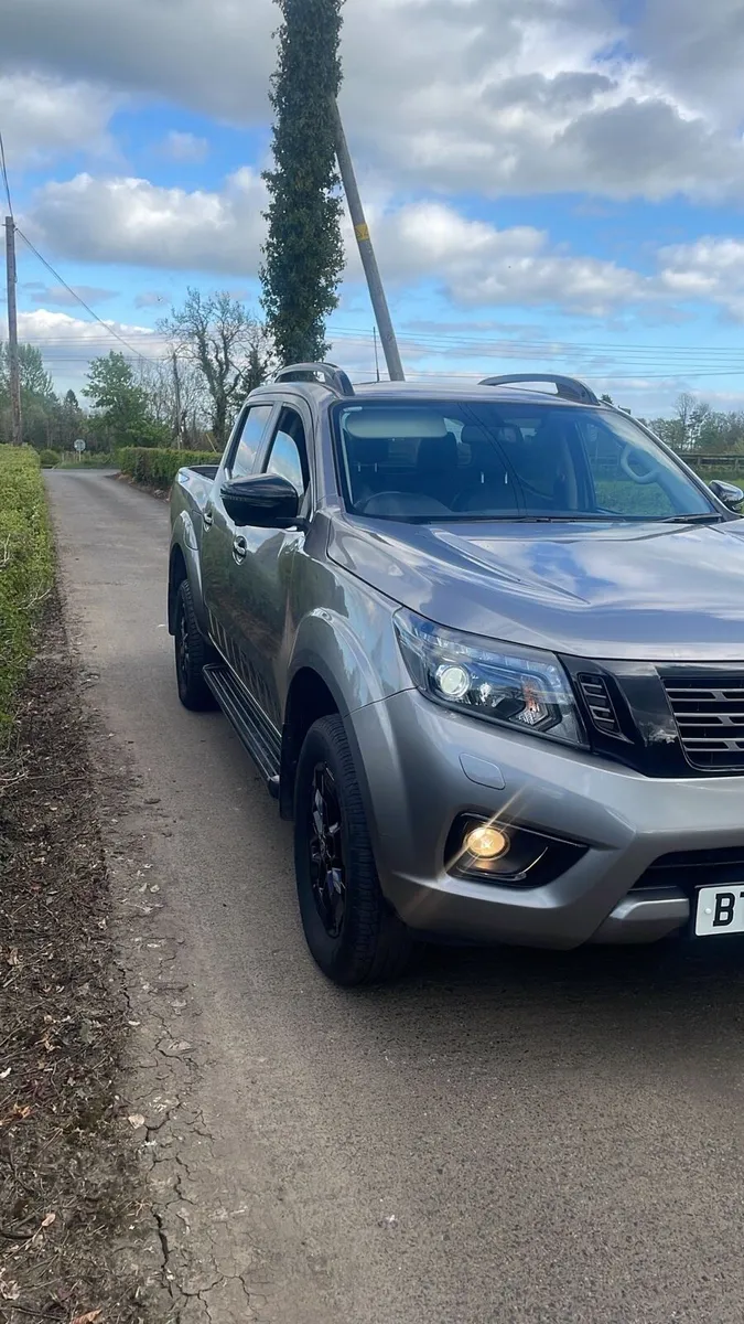 Nissan Navara Auto No VAT - Image 3