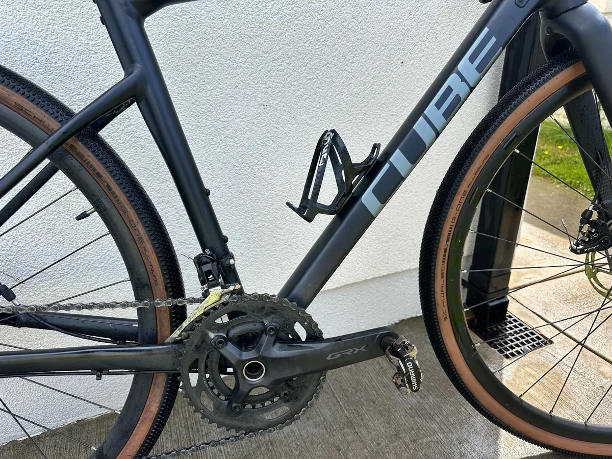 Cube Nuroad Pro Gravel Bike - Metalblack/Gr - Image 3