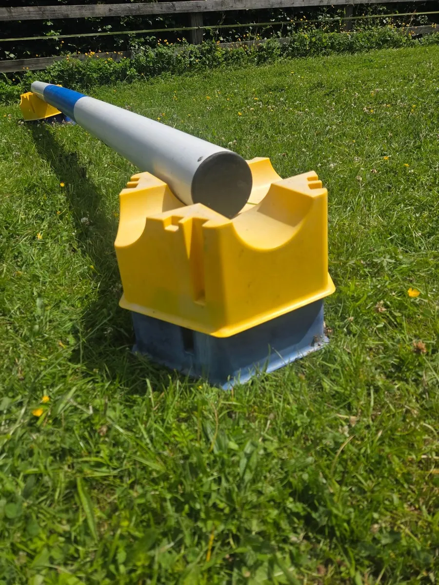 Jumping poles and blocks - Image 4
