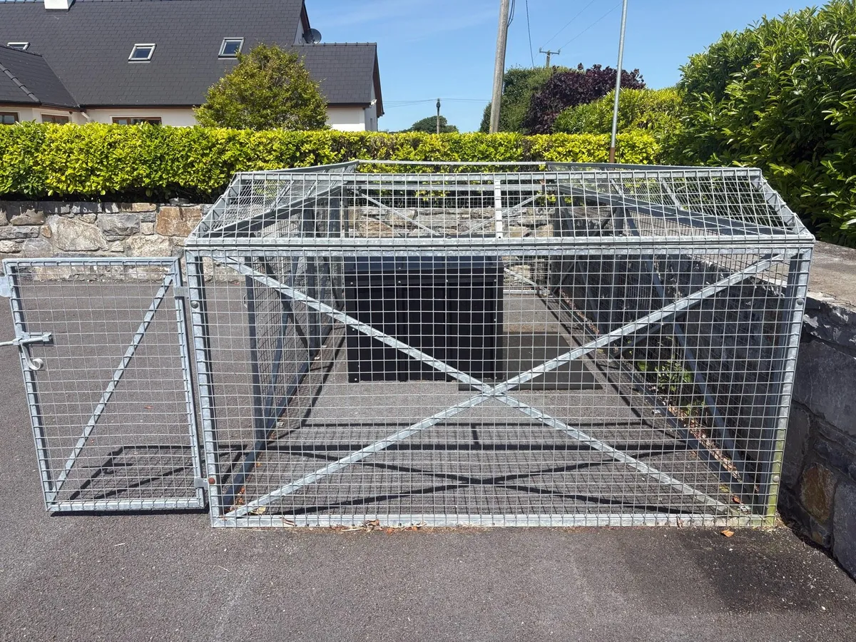 Pet Enclosure - Image 2