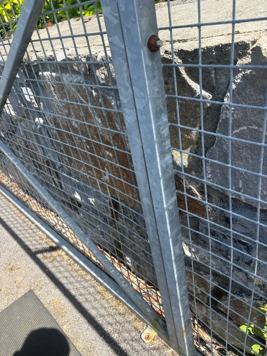 Pet Enclosure - Image 4