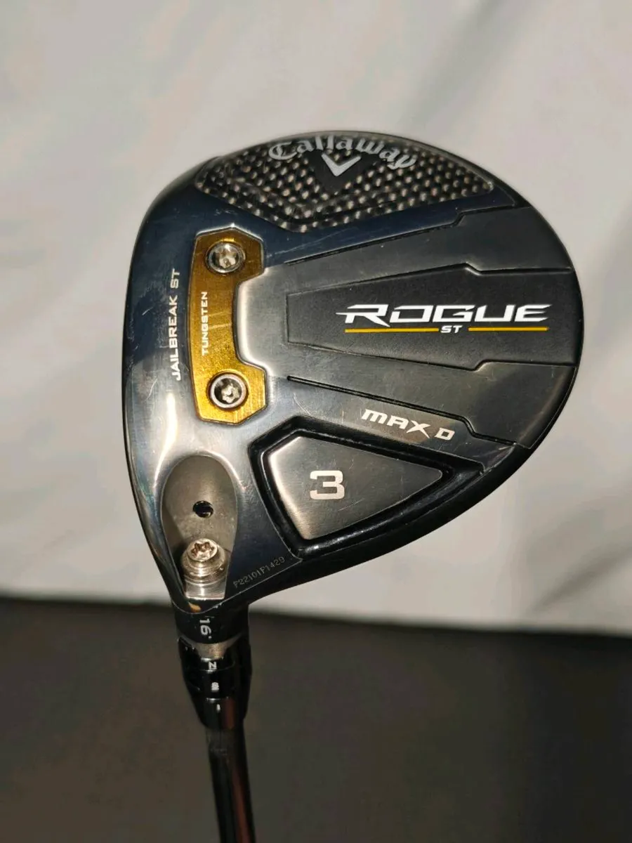 Left handed Callaway rogue St Max D 3 wood stiff - Image 1