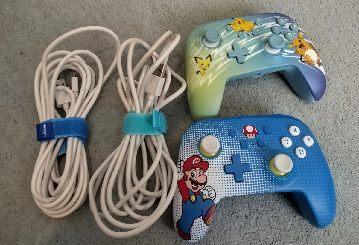 Nintendo Switch Ultimate Mario Bundle - Image 3