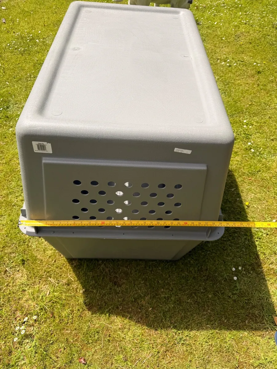 animal carrier - Image 1