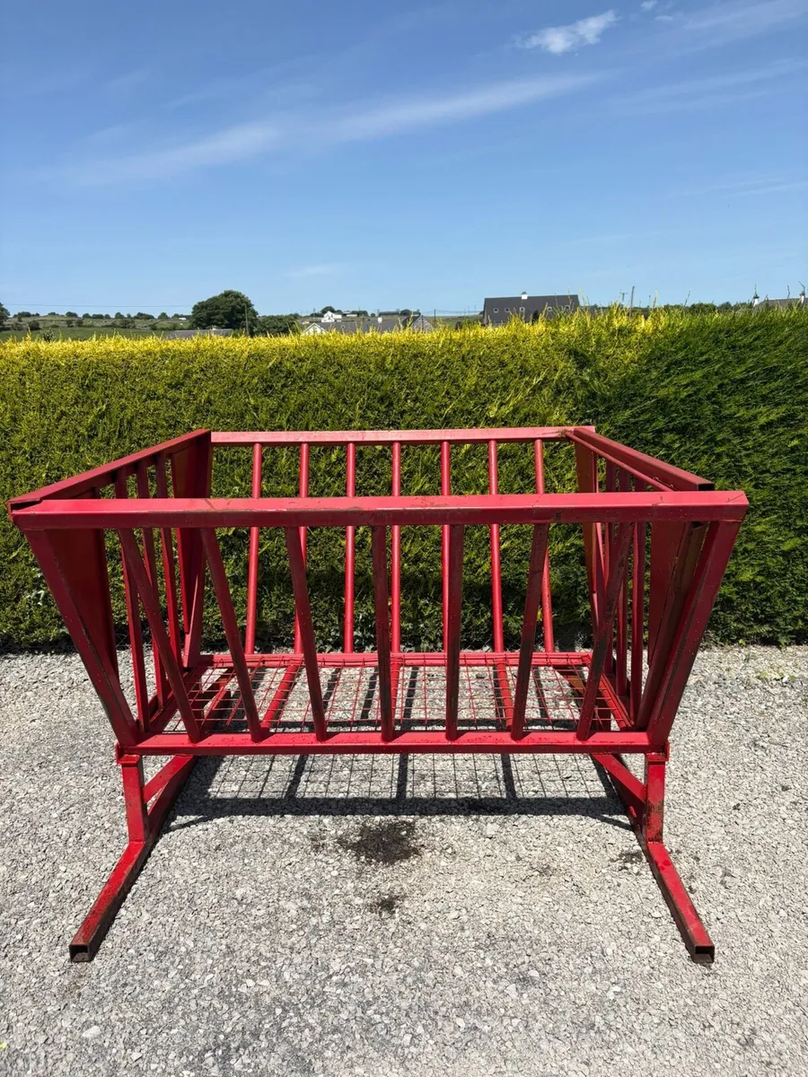 2 Round Bale Feeder’s - Image 4