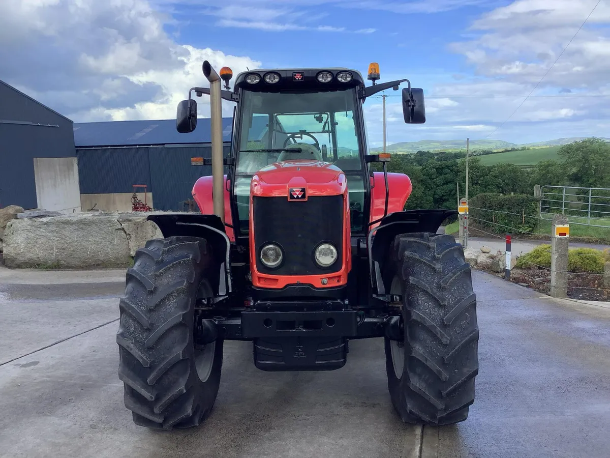 2008 MF 6480 - Image 2