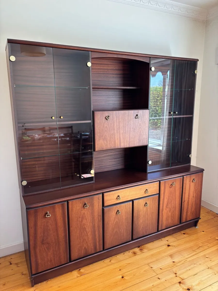 Display Cabinet - Image 1