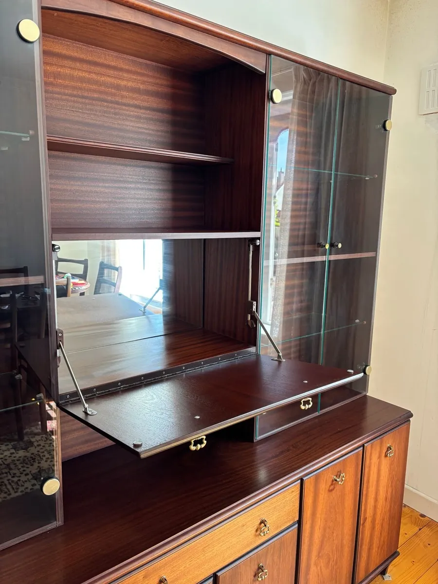Display Cabinet - Image 3