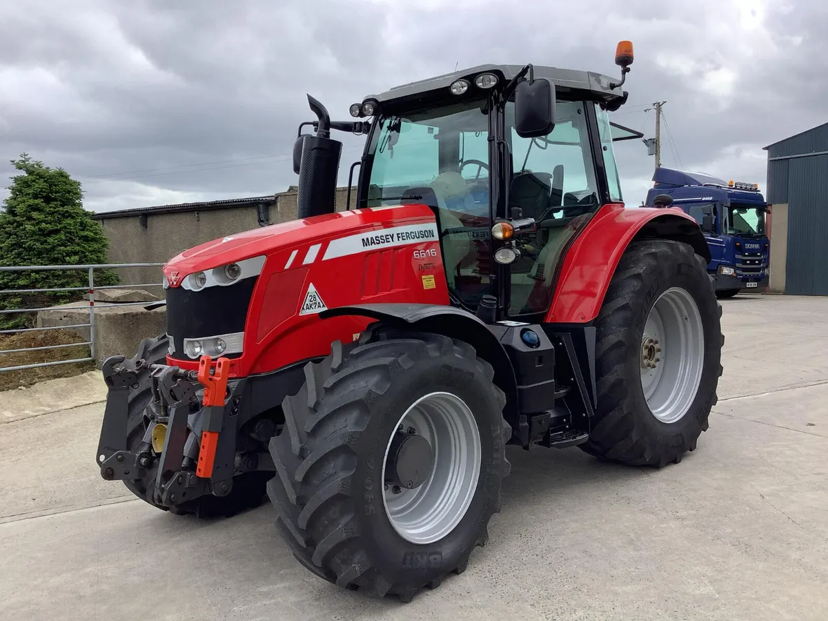 2015 MF 6616 - Image 2