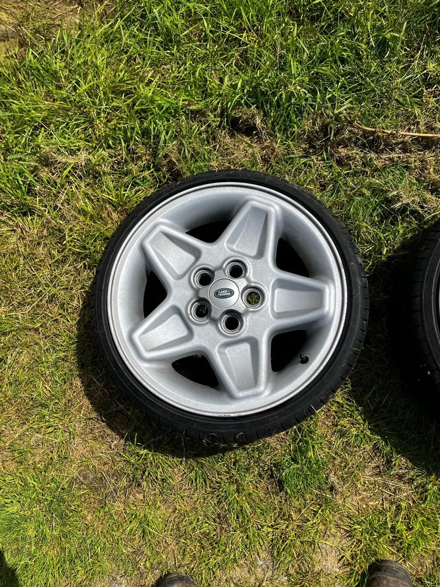 Land Rover Mondials - Image 2